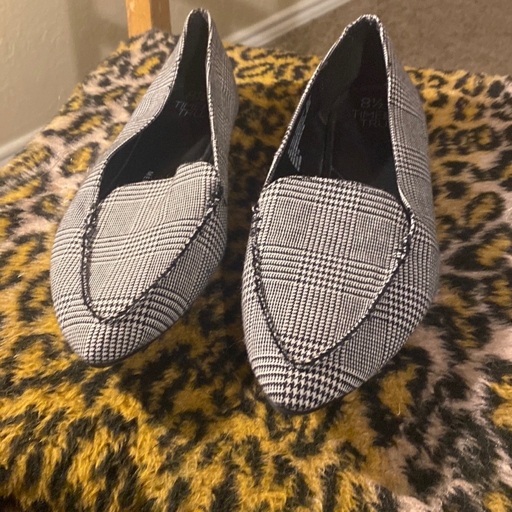 Fancy pointy toe flats